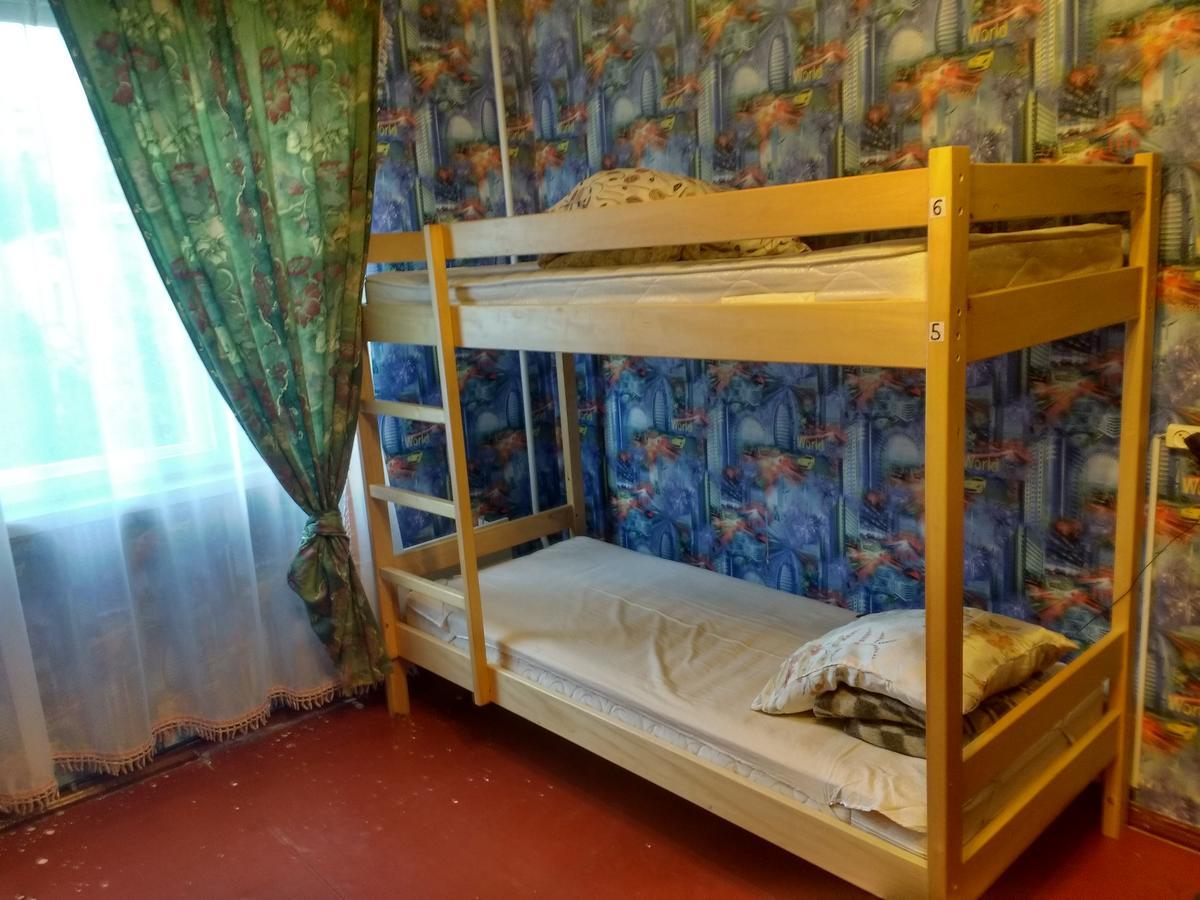 YourHostel Khar'kovskii Kiev Eksteriør bilde